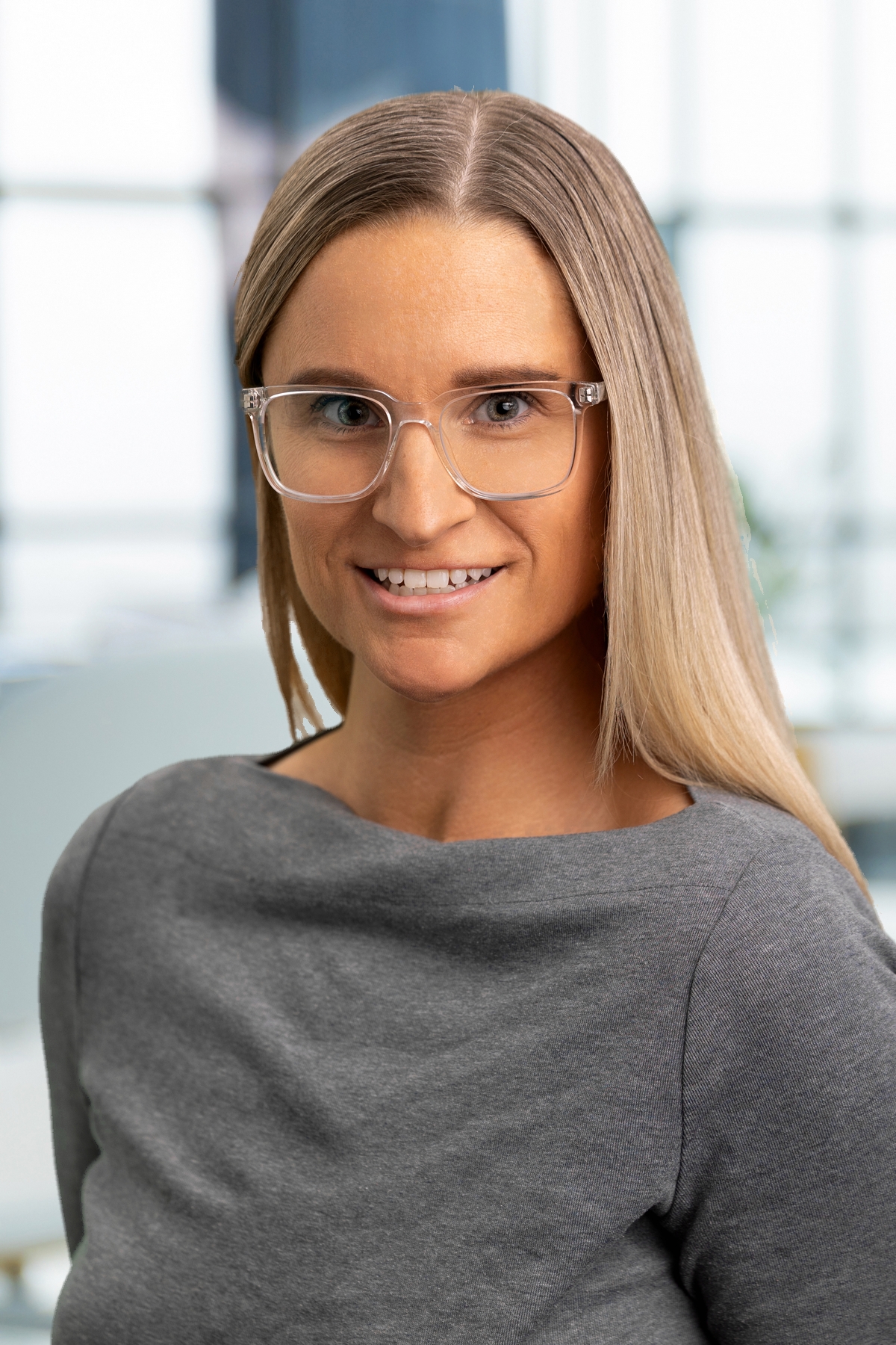 ORCHARD-CHILDRENS-SERVICES.-Kelsey-Hogan-001 Kelsey Hogan Headshot Senior Financial Analyst at Orchards Children's Services